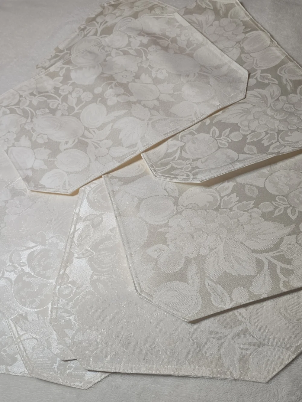 Elegant Cream Floral Jacquard Placemats - Set of 8